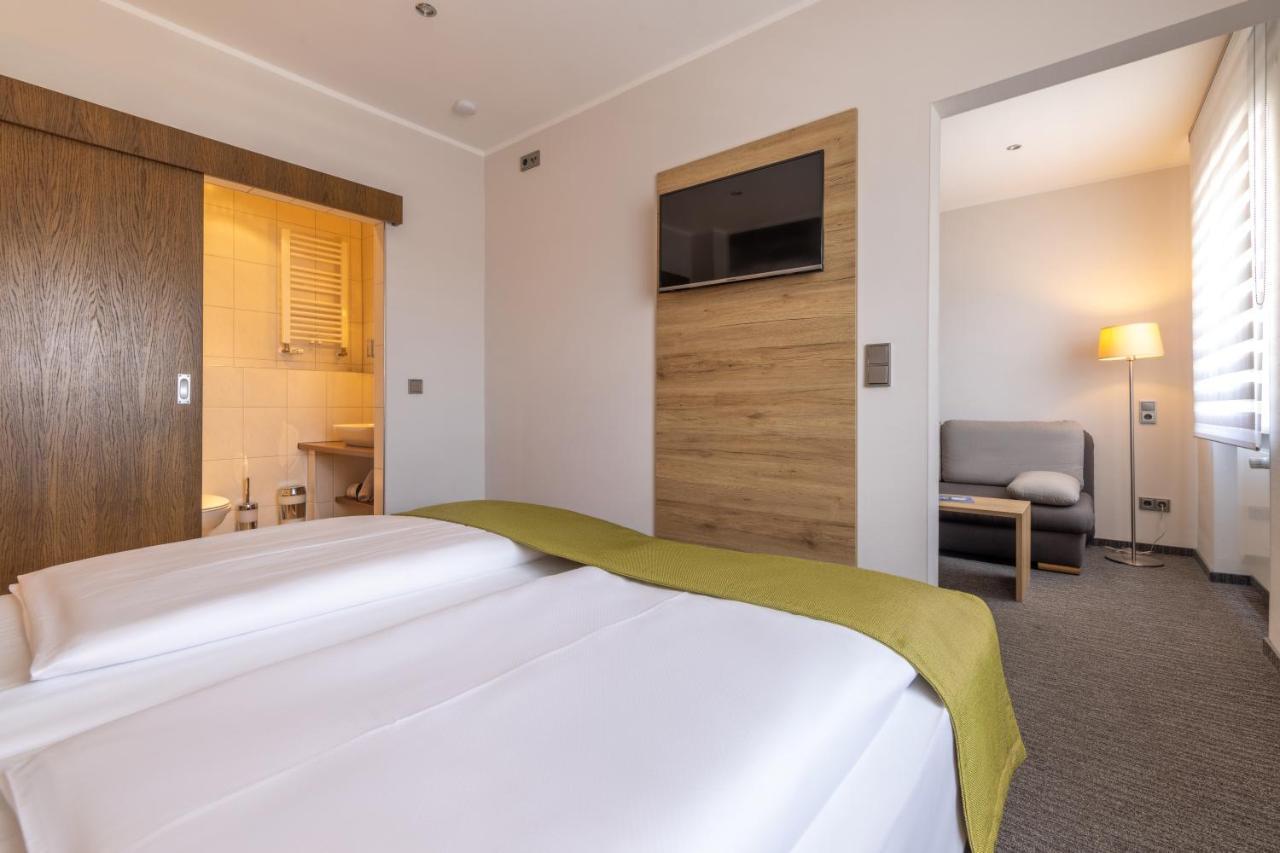 רודסהיים אם ריין Hotel Rose מראה חיצוני תמונה