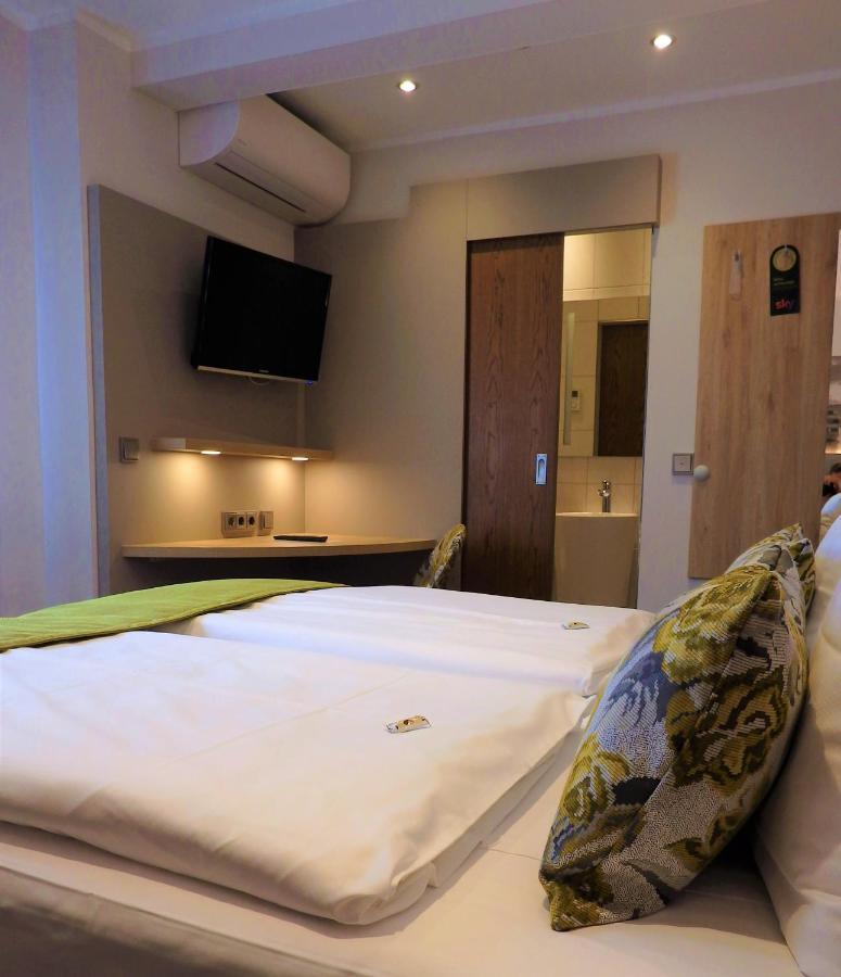 רודסהיים אם ריין Hotel Rose מראה חיצוני תמונה
